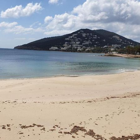 Hostal Mayol Santa Eularia des Riu Eksteriør bilde