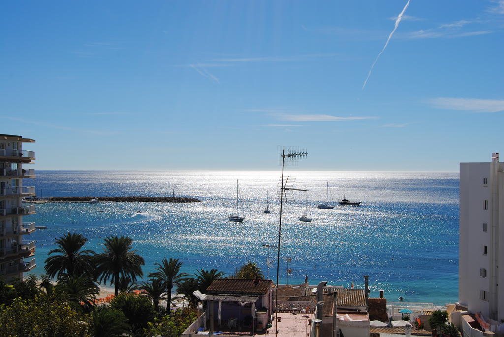 Hostal Mayol Santa Eularia des Riu Eksteriør bilde
